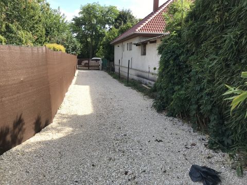 Eladó Ház 2456 Besnyő újépítésű