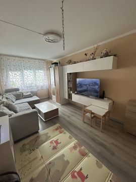 Eladó Lakás 1033 Budapest 3. kerület , Eladó Óbudán egy felújított panellakás!!