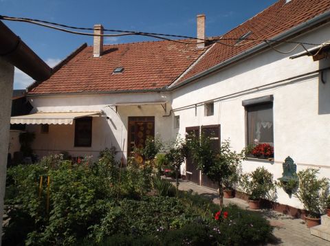 Eladó Ház 8500 Pápa 