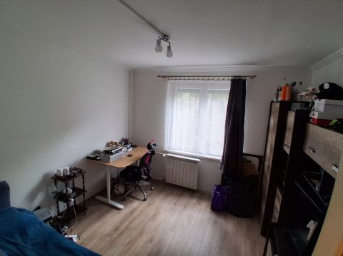 Eladó Lakás 1048 Budapest 4. kerület Káposztásmegyeren egyedi, 2+2 fél szobás lakás eladó!