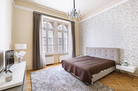 Eladó Lakás 1051 Budapest 5. kerület 2 lakás egyben vagy külön a Vörösmarty téren