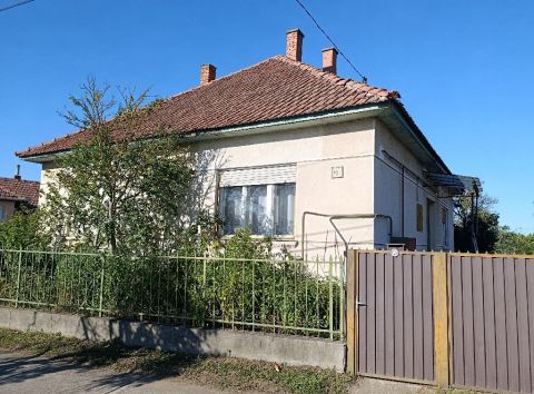 Eladó Ház 5126 Jászfényszaru 5126 Jászfényszaru, Óvárosi