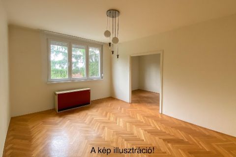 Eladó Lakás 2500 Esztergom , 2500 Esztergom, Aranyhegy