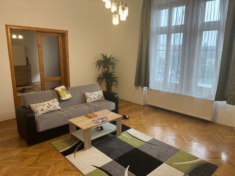 Eladó Lakás 7621 Pécs 