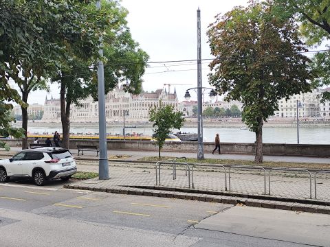Kiadó Lakás 1011 Budapest 1. kerület 