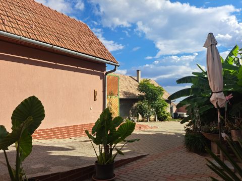Eladó Ház 7822 Nagyharsány 