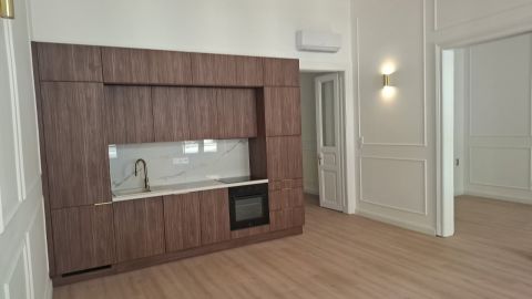 Kiadó Lakás 1071 Budapest 7. kerület 