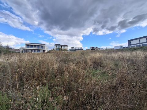 Eladó Telek 2096 Üröm , Panorámás telek újépítésű környezetben