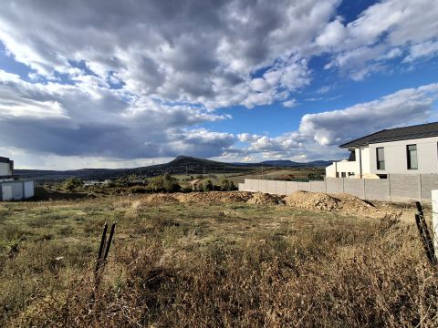 Eladó Telek 2096 Üröm , Panorámás telek újépítésű környezetben
