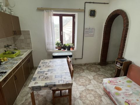 Eladó Ház 7003 Sárbogárd , Sárszentmiklós csendes részén