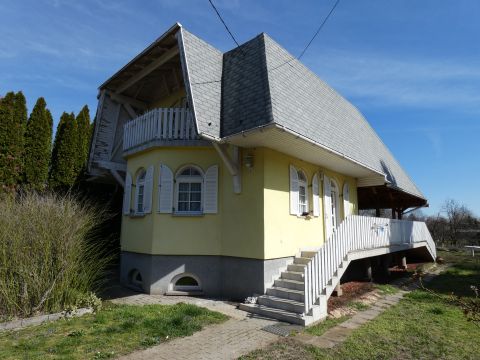 Eladó Ház 2118 Dány 