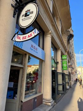 Eladó Üzlethelyiség 1051 Budapest 5. kerület 