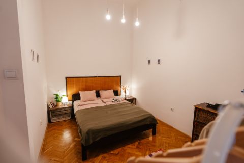 Eladó Lakás 1066 Budapest 6. kerület Belső-Terézváros