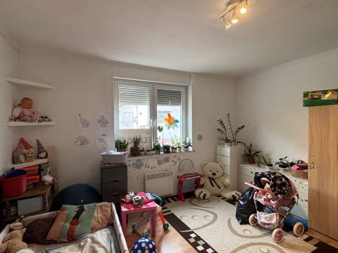 Eladó Ház 2523 Sárisáp 