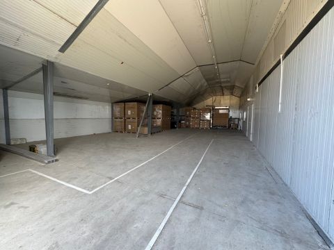 Eladó Ipari 4080 Hajdúnánás , Hajdúnánás ipari részén 3769 nm terület 2 csarnokkal ELADÓ!