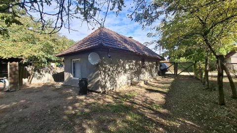 Eladó Ház 2721 Pilis , Zártkert