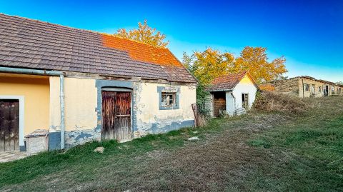 Eladó Ház 8136 Lajoskomárom Lajoskomárom kedvelt részén