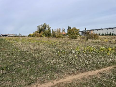Eladó Telek 2143 Kistarcsa 