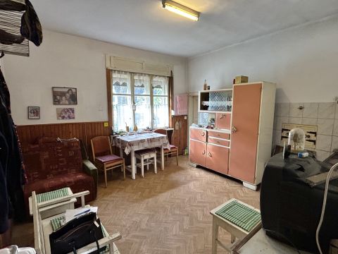 Eladó Ház 9943 Kondorfa Eladó felújítandó családi ház nagy telekkel Kondorfán