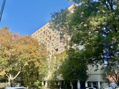 Eladó Lakás 1036 Budapest 3. kerület Kiskorona utca
