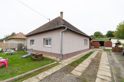 Eladó Ház 2681 Galgagyörk 