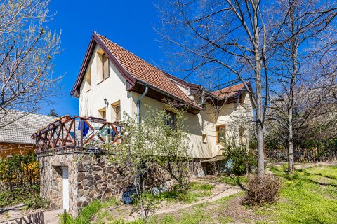 Eladó Ház 2112 Veresegyház 