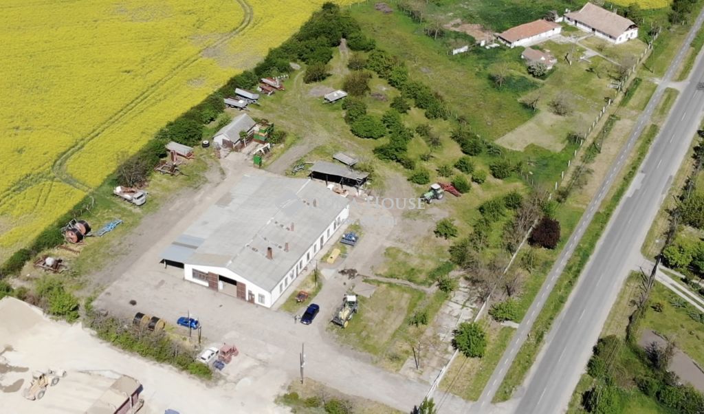 5540 Szarvas , 5540 Szarvas Orosházi út — 1/2