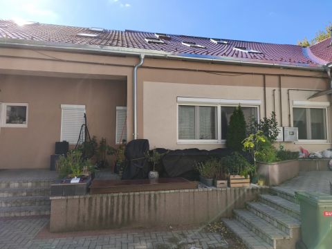 Eladó Ház 1202 Budapest 20. kerület , Bp.,20.ker Kossuthfalván prémium  minőségű 4 szobás lakás 