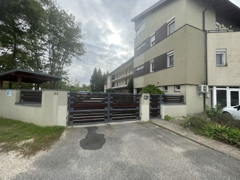 Eladó Lakás 9012 Győr 