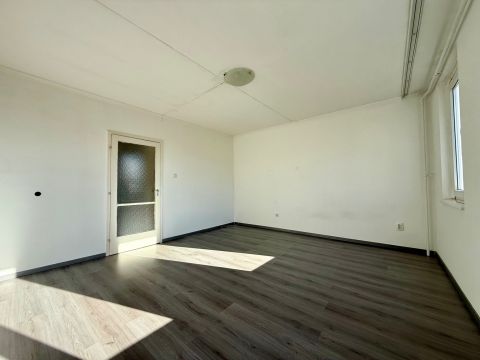 Eladó Lakás 8200 Veszprém , Gábor Áron utca