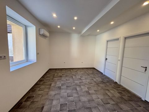 Eladó Ház 2500 Esztergom 