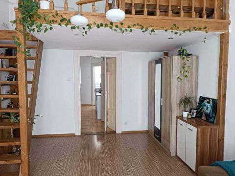 Eladó Lakás 1089 Budapest 8. kerület , 1089 Budapest 8, Golgota Tér