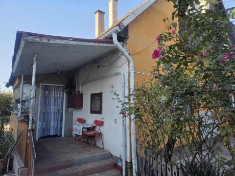 Eladó Ház 5051 Zagyvarékas 5051 Zagyvarékas, Jó környéken