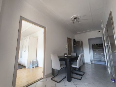 Eladó Lakás 7200 Dombóvár , Zrínyi utca