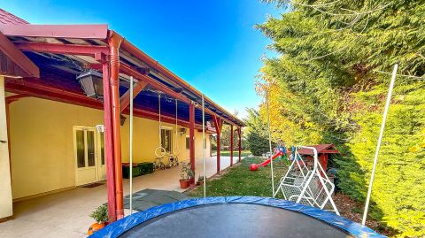 Eladó Ház 8621 Zamárdi Zamárdi üdülőterületén családi ház két lakással