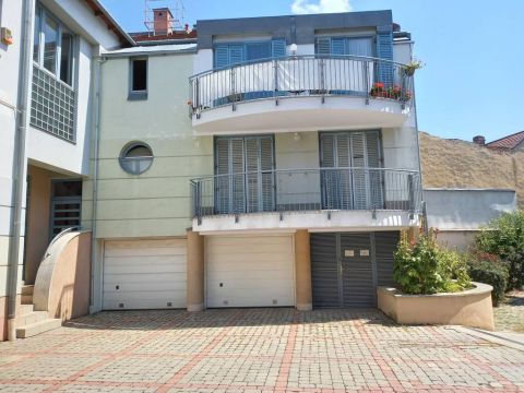 Kiadó Lakás 7621 Pécs  ===Irodának is kiváló Mária utcai lakás kiadó===