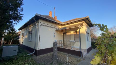 Eladó Ház 5555 Hunya 