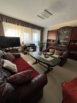 Eladó Ház 8100 Várpalota , Várpalota