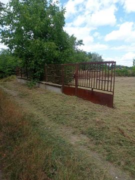 Eladó Telek 8151 Szabadbattyán , Eladó 800 nm-es telek Szabadbattyán – Lajostelepen