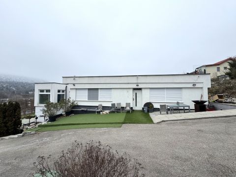 Eladó Lakás 1037 Budapest 3. kerület 