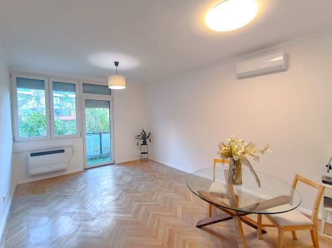 Eladó Lakás 1135 Budapest 13. kerület , BÉKE TÉRNÉL, ERKÉLYES, FELÚJÍTOTT,2 SZOBÁS LAKÁS