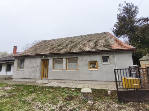 Eladó Ház 7775 Kislippó 