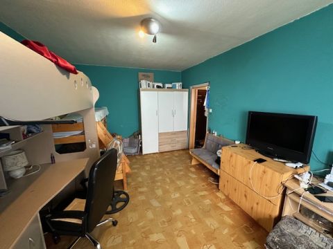 Eladó Lakás 2400 Dunaújváros Dunaújváros frekventált helyén