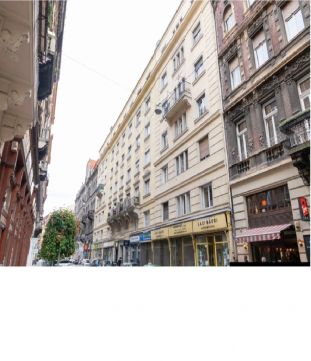 Eladó Lakás 1073 Budapest 7. kerület , Kertész utcában 2 bejáratos lakás megkezdett felújítással