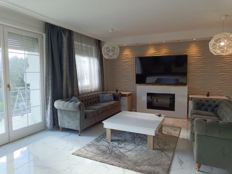 Eladó Lakás 1025 Budapest 2. kerület Törökvész