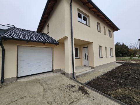 Eladó Ház 4030 Debrecen 