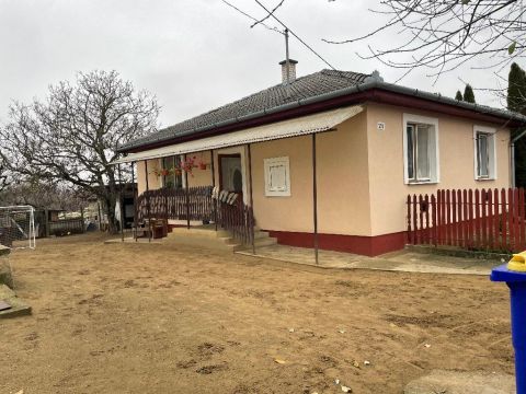 Eladó Ház 4246 Nyíregyháza 4481 Nyíregyháza, Sóstó