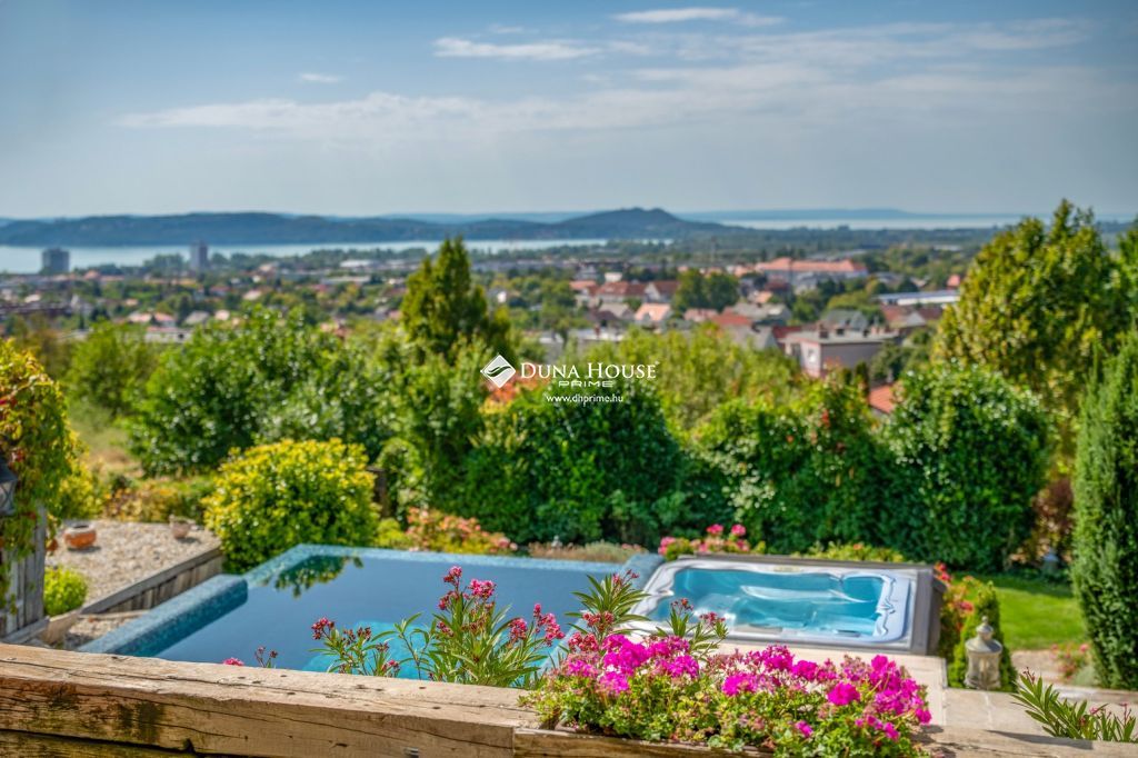 Eladó ház, Balatonfüred