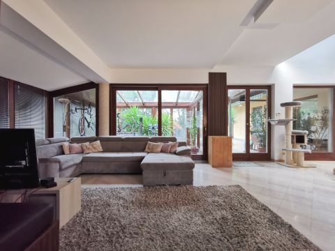 Eladó Ház 2481 Velence 