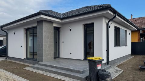 Eladó Ház 4251 Hajdúsámson , Sörte utca 1